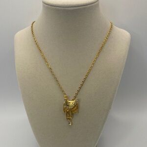 Vintage Horse Saddle with Rhinestones Pendant and Gold Tone Necklace